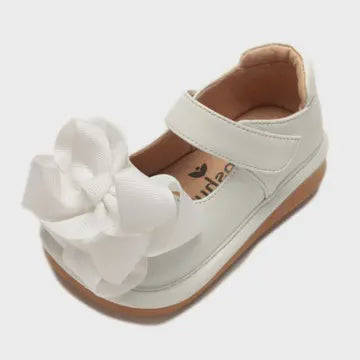 Ready Set Bow Mary Jane - Girls White